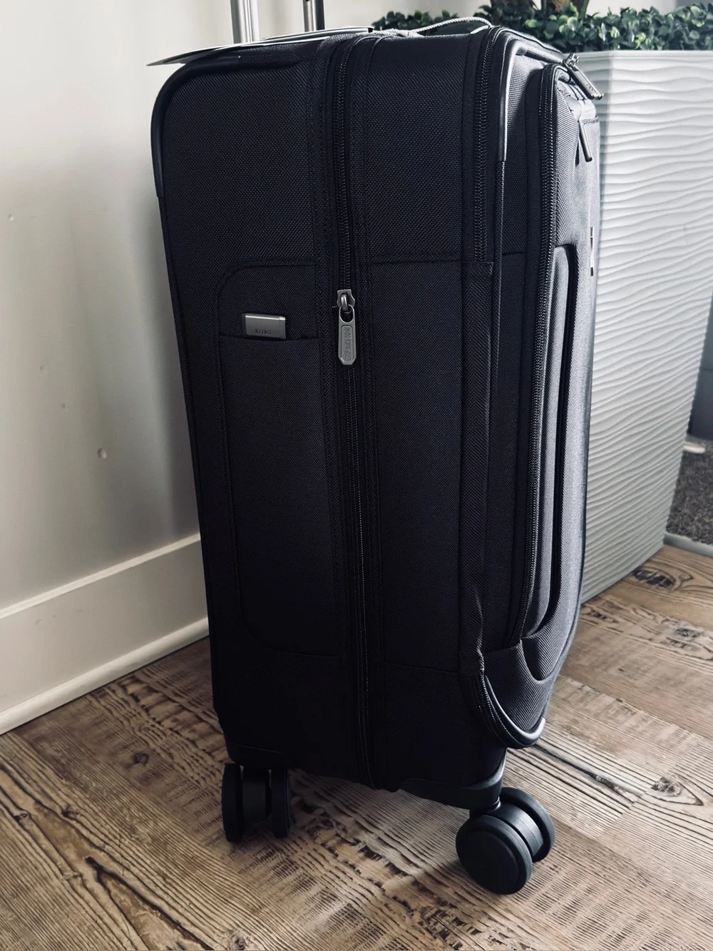 Victorinox Werks Traveler 7.0 Frequent Flyer Carry-On Spinner Upright 🕴🏖